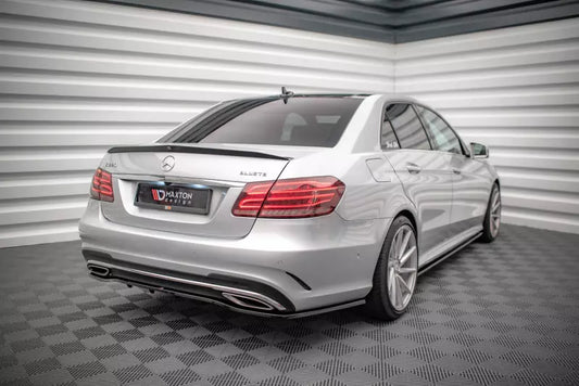 Maxton Design Heckspoiler Lippe für Mercedes E63 AMG W212 Facelift Limousine Hochglanz schwarz – Ansicht 1