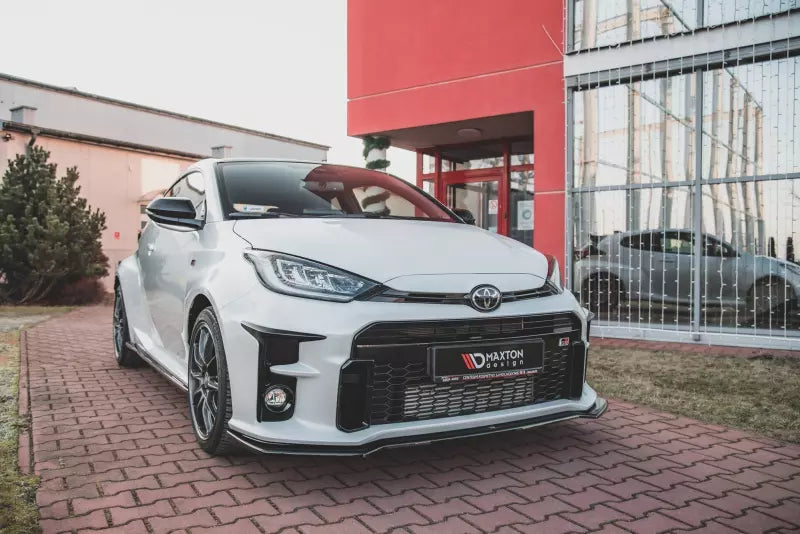 Maxton Design Frontlippe V.1 für Toyota GR Yaris Mk4 Hochglanz schwarz – Ansicht 4