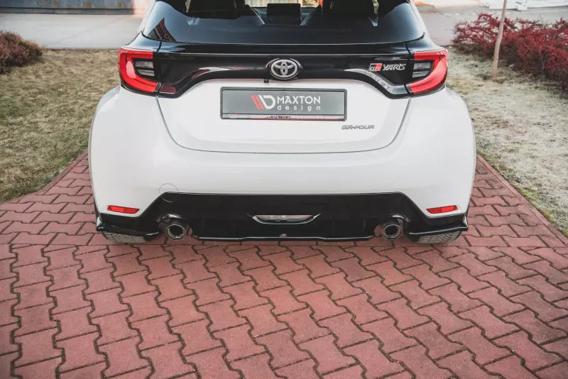 Maxton Design Diffusor Flaps V.1 für Toyota GR Yaris Mk4 Hochglanz schwarz – Ansicht 3