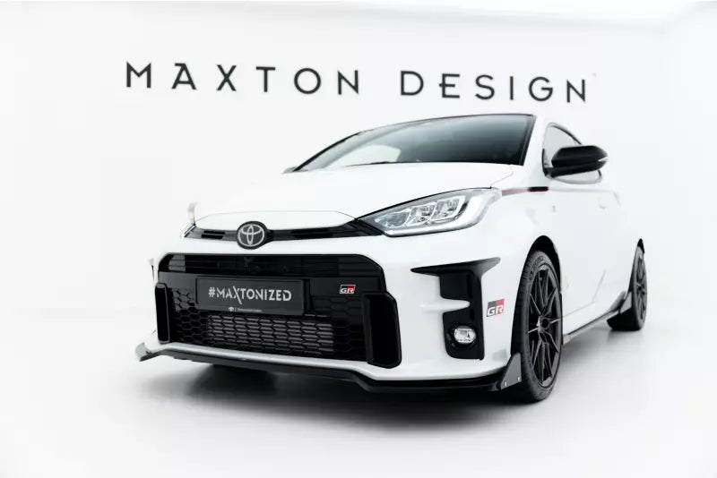 Maxton Design Frontlippe V.2 mit Flaps für Toyota GR Yaris Mk4 Hochglanz schwarz – Ansicht 1