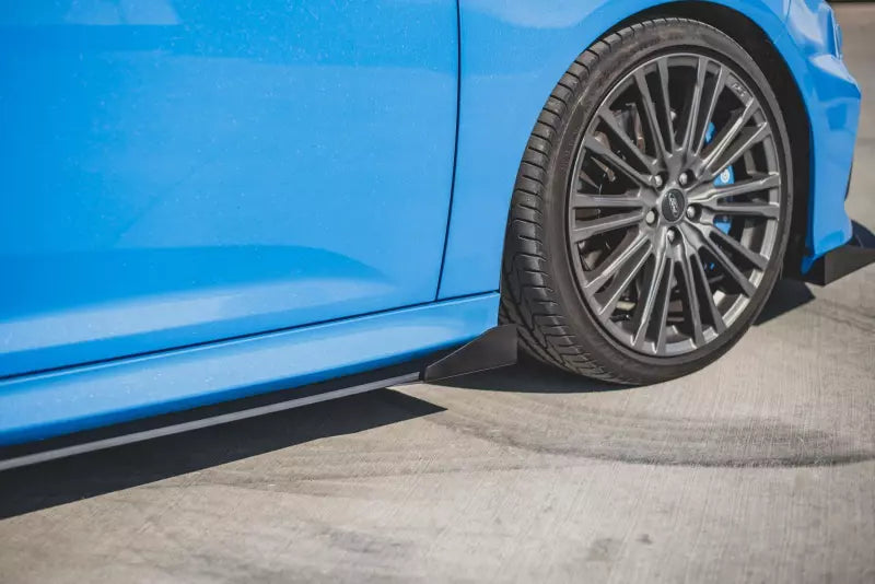 Maxton Design Street Pro Schweller Flaps für Ford Focus RS Mk3 Hochglanz schwarz – Ansicht 3