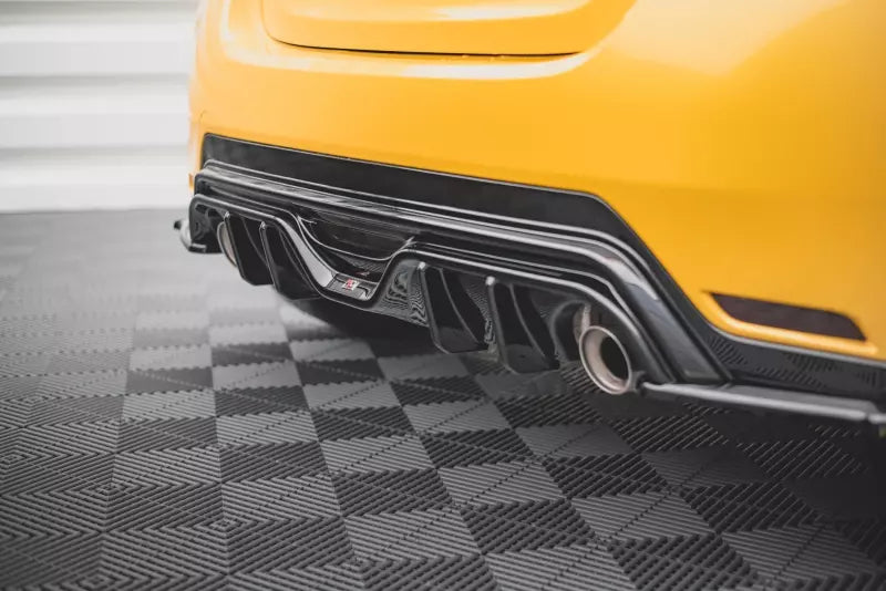 Maxton Design Heckdiffusor für Toyota GR Yaris Mk4 Hochglanz schwarz – Ansicht 4