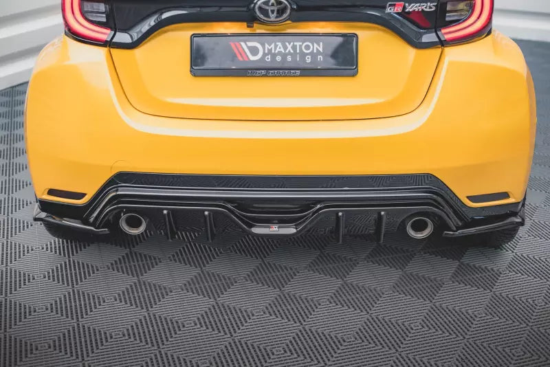 Maxton Design Diffusor Flaps V.3 für Toyota GR Yaris Mk4 Hochglanz schwarz – Ansicht 4