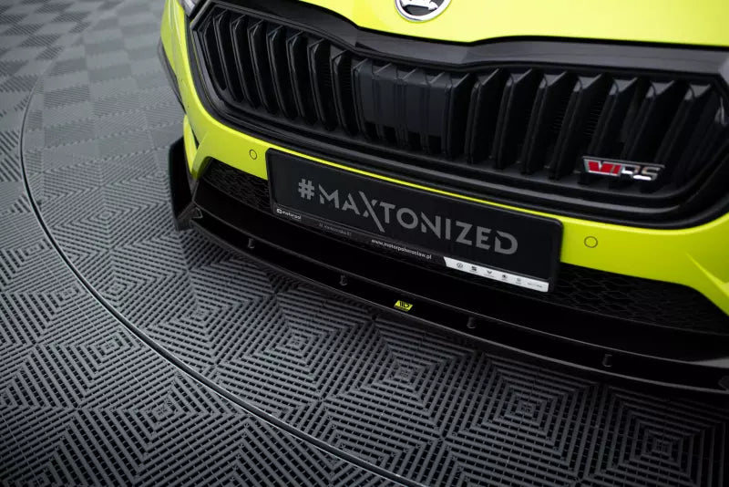 Maxton Design Frontlippe V.1 für Skoda Octavia RS 4 IV Hochglanz schwarz – Ansicht 3