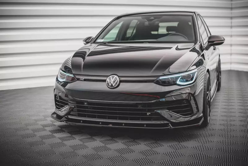 Maxton Design Frontlippe V.2 für VW Golf 8 R Hochglanz schwarz – Ansicht 1