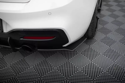 Maxton Design Street Pro Diffusor Flaps V.2 für BMW 1er F20 M Paket Facelift / M140i matt schwarz – Ansicht 1