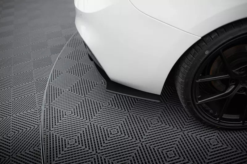 Maxton Design Street Pro Diffusor Flaps V.2 für BMW 1er F20 M Paket Facelift / M140i matt schwarz – Ansicht 3
