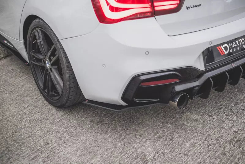 Maxton Design Street Pro Diffusor Flaps V.3 für BMW 1er F20 M Paket Facelift / M140i matt schwarz – Ansicht 1