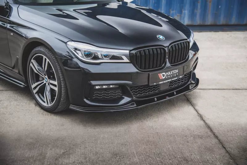 Maxton Design Frontlippe V.2 für BMW 7er G11 M Paket Hochglanz schwarz – Ansicht 1