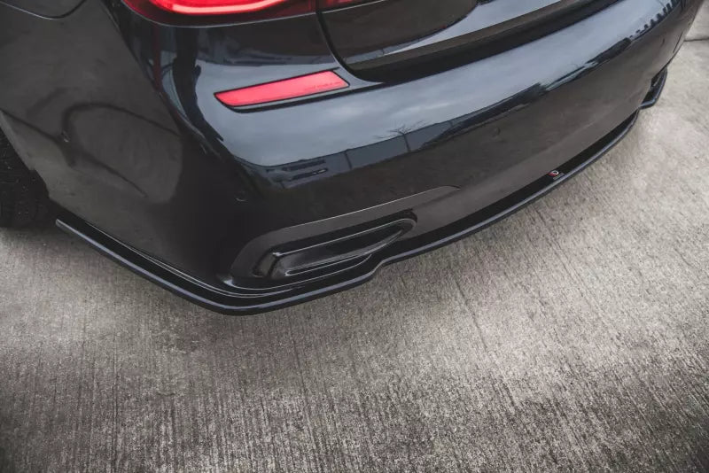 Maxton Design Heckdiffusor für BMW 7er G11 M Paket Hochglanz schwarz – Ansicht 3