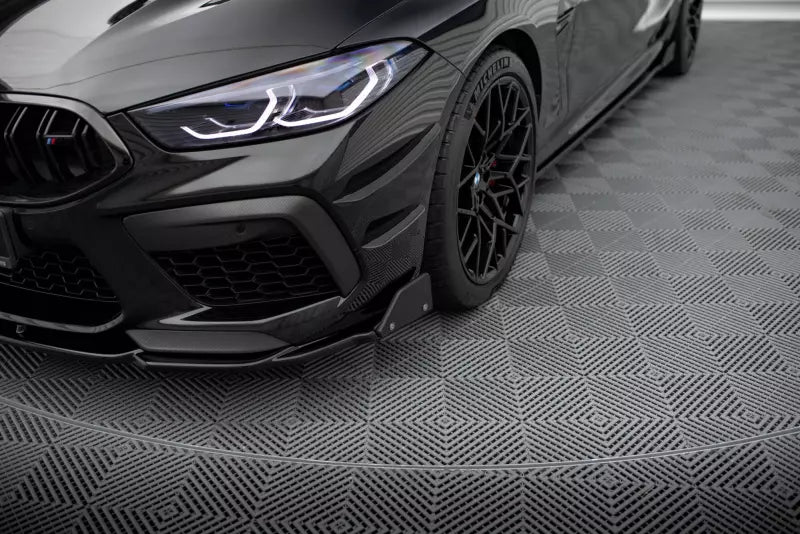 Maxton Design Frontlippe mit Flaps V.1 für BMW M8 Gran Coupe F93 / Coupe F92 Hochglanz schwarz – Ansicht 4
