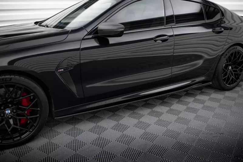 Maxton Design Seitenschweller (Paar) V.2 für BMW M8 Gran Coupe F93 / 8 Gran Coupe M-Pack G16 Hochglanz schwarz – Ansicht 1