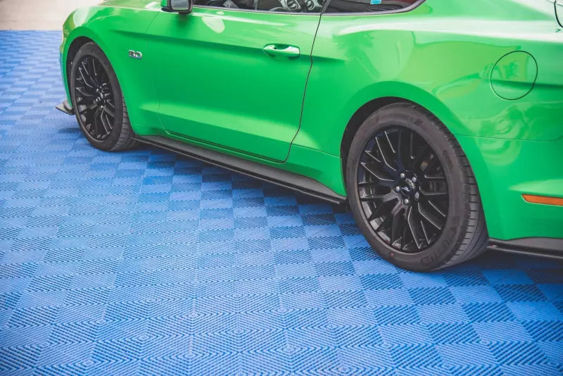 Maxton Design Street Pro Seitenschweller (Paar) für Ford Mustang GT Mk6 Facelift matt schwarz – Ansicht 1