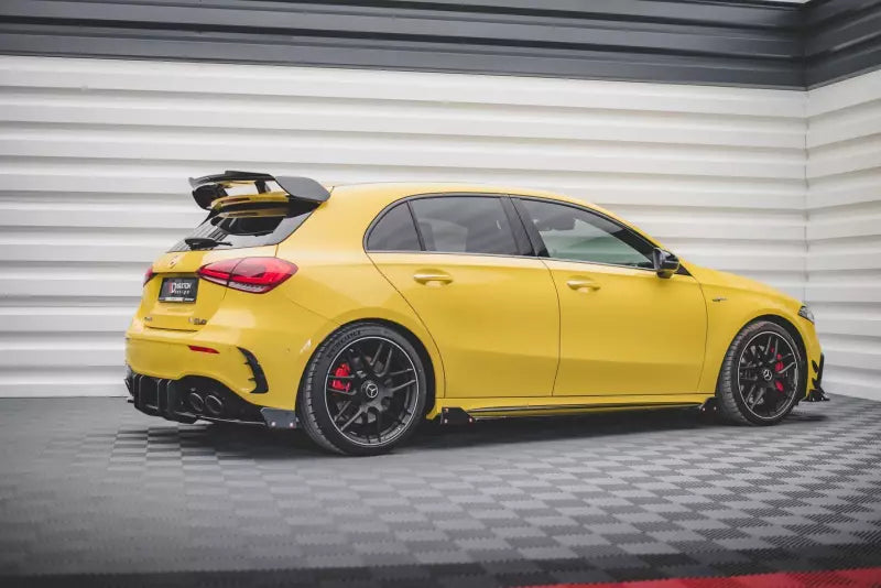 Maxton Design Seitenschweller (Paar) V.2 mit Flaps für Mercedes A45 AMG S Hochglanz schwarz – Ansicht 2