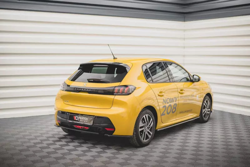 Maxton Design Heckdiffusor für Peugeot 208 II Hochglanz schwarz – Ansicht 1