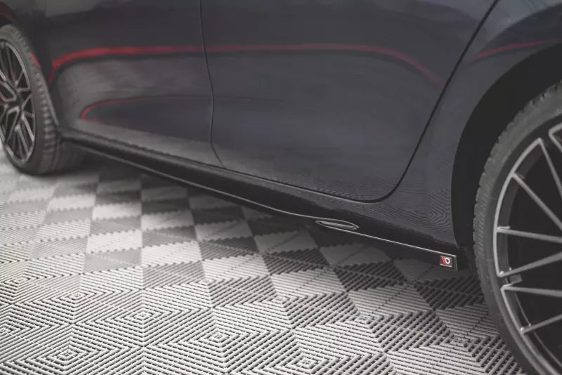Maxton Design Seitenschweller (Paar) V.1 für Seat Leon 4 (Typ KL) FR Hochglanz schwarz – Ansicht 1