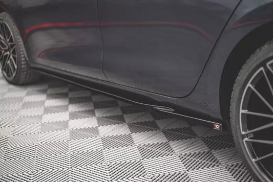 Maxton Design Seitenschweller (Paar) V.1 für Seat Leon 4 (Typ KL) FR Hochglanz schwarz – Ansicht 1