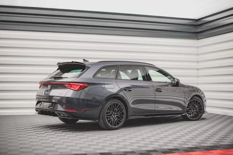 Maxton Design Seitenschweller (Paar) V.2 für Seat Leon 4 (Typ KL) FR Hochglanz schwarz – Ansicht 2
