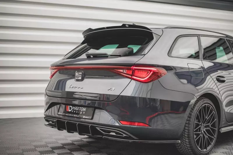 Maxton Design Heckspoiler Lippe für Seat Leon 4 FR (Typ KL) / Cupra Leon ST Hochglanz schwarz – Ansicht 2