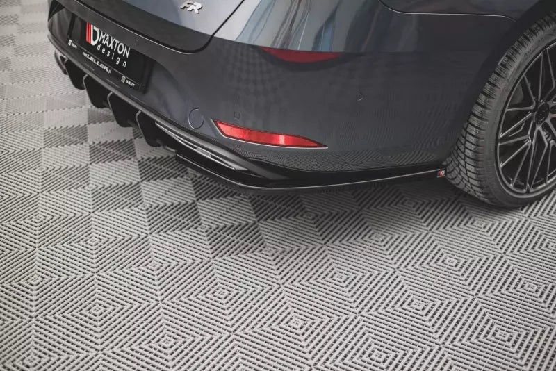 Maxton Design Diffusor Flaps für Seat Leon 4 (Typ KL) FR ST Hochglanz schwarz – Ansicht 1