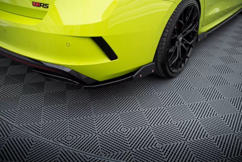 Maxton Design Diffusor Flaps V.2 für Skoda Octavia RS 4 IV Hochglanz schwarz – Ansicht 1