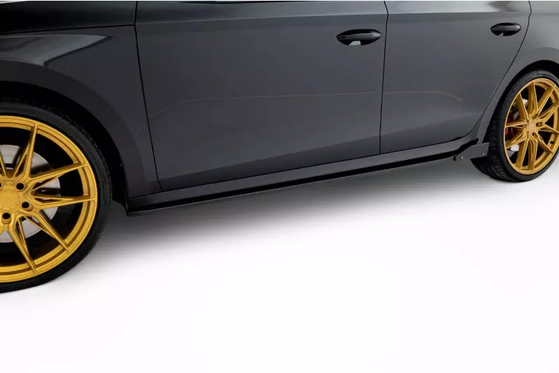 Maxton Design Seitenschweller (Paar) V.2 mit Flaps für Skoda Octavia RS 4 IV Hochglanz schwarz – Ansicht 1