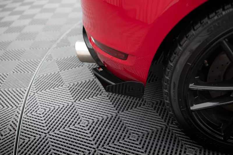 Maxton Design Street Pro Heckdiffusor Flaps für VW Golf 6 GTI / GTD Hochglanz schwarz – Ansicht 4