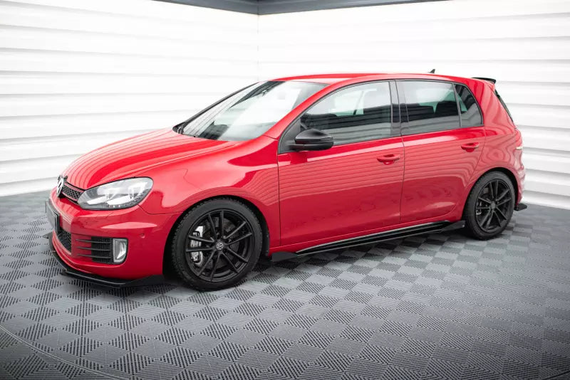 Maxton Design Street Pro Schweller Flaps für VW Golf 6 GTI / GTD Hochglanz schwarz – Ansicht 2