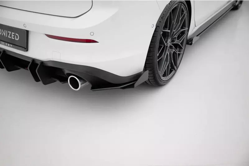 Maxton Design Street Pro Heckdiffusor Flaps für VW Golf 8 GTI / GTD Hochglanz schwarz – Ansicht 2