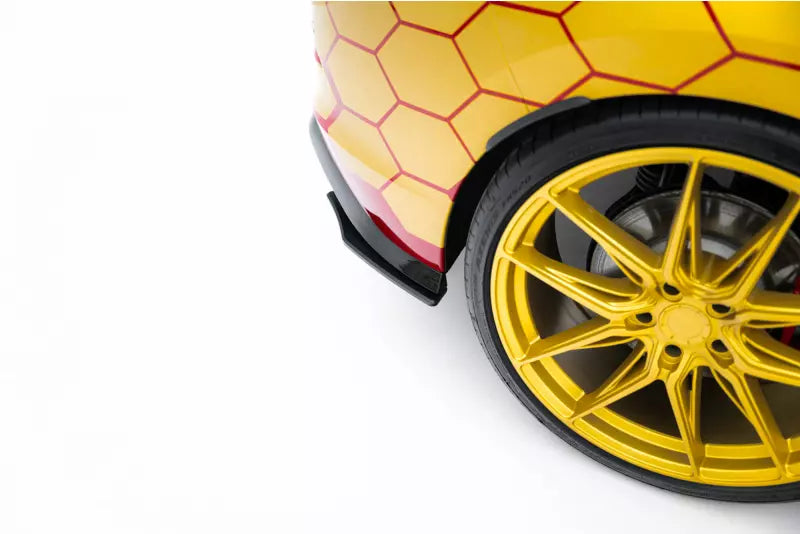 Maxton Design Street Pro Diffusor Flaps für VW Golf 8 GTI Clubsport matt schwarz – Ansicht 3