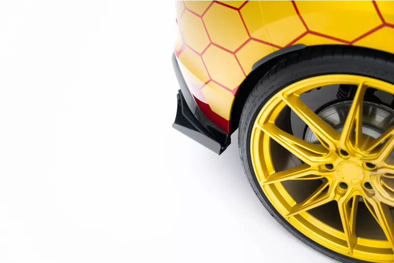 Maxton Design Street Pro Diffusor Flaps für VW Golf 8 GTI Clubsport matt schwarz mit Hochglanz Flaps – Ansicht 3