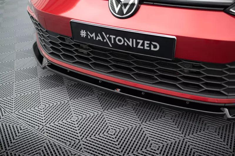 Maxton Design Frontlippe V.3 mit Flaps für VW Golf 8 GTI / GTD / R-Line / GTE Hochglanz schwarz – Ansicht 3