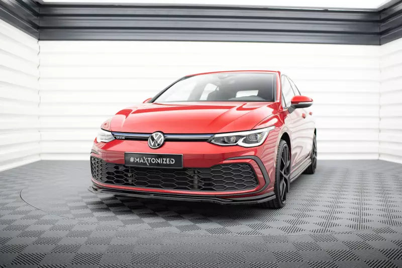 Maxton Design Frontlippe V.4 für VW Golf 8 GTI / GTD / R-Line / GTE Hochglanz schwarz – Ansicht 1