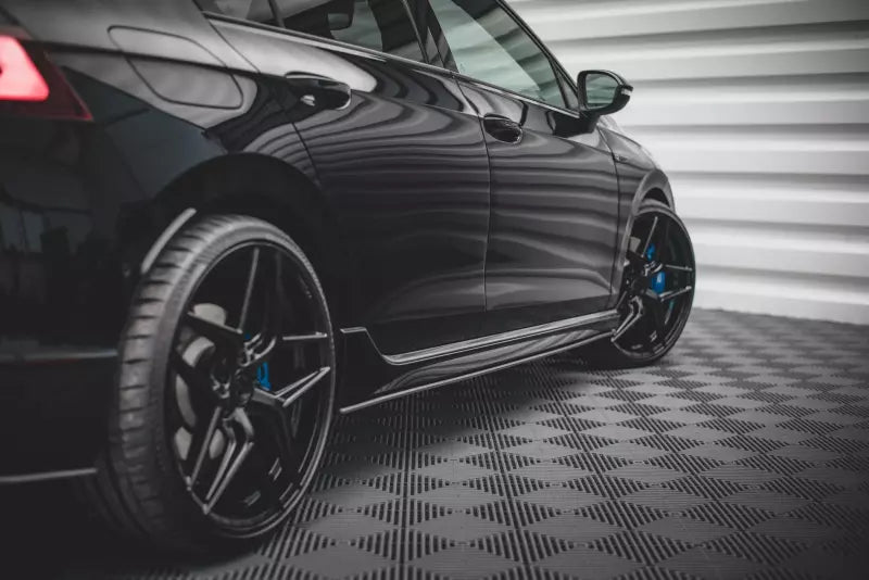 Maxton Design Street Pro Seitenschweller (Paar) für VW Golf 8 R matt schwarz – Ansicht 2