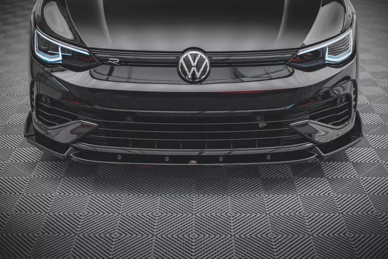 Maxton Design Frontlippe V.2 mit Flaps für VW Golf 8 R Hochglanz schwarz – Ansicht 2