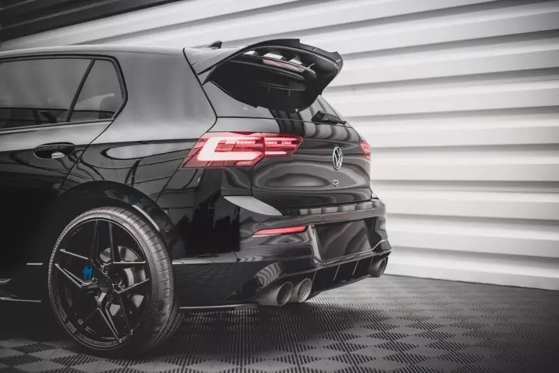 Maxton Design Heckdiffusor für VW Golf 8 R Hochglanz schwarz – Ansicht 2