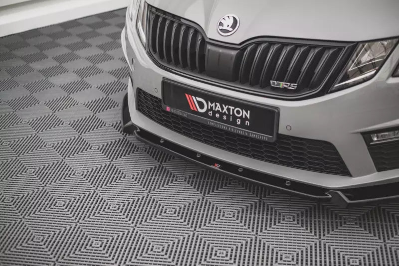 Maxton Design Frontlippe V.2 für Skoda Octavia RS 3 III 5E Facelift Hochglanz schwarz – Ansicht 3