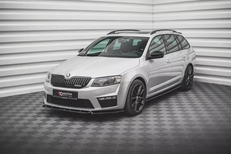 Maxton Design Frontlippe V.3 für Skoda Octavia RS 3 III 5E Hochglanz schwarz – Ansicht 1
