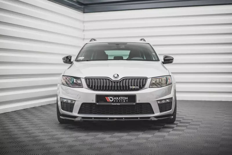 Maxton Design Frontlippe V.3 für Skoda Octavia RS 3 III 5E Hochglanz schwarz – Ansicht 2