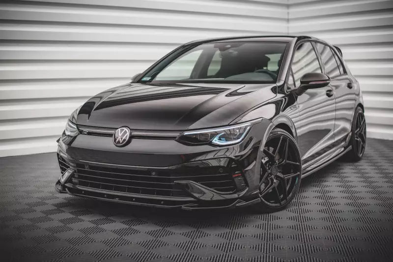 Maxton Design Frontlippe V.4 für VW Golf 8 R Hochglanz schwarz – Ansicht 1