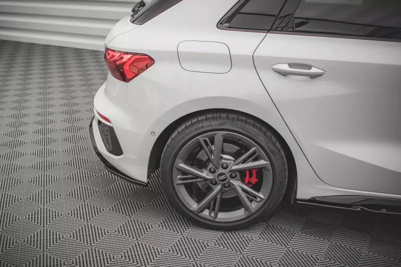 Maxton Design Diffusor Flaps V.2 für Audi S3 8Y Hochglanz schwarz – Ansicht 3