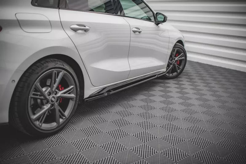 Maxton Design Seitenschweller (Paar) für Audi S3 / A3 S-Line 8Y Hochglanz schwarz – Ansicht 1