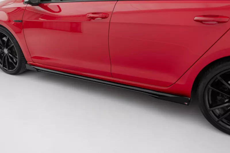 Maxton Design Street Pro Schweller Flaps für VW Golf 7 R-Line / R / R-Line Facelift Hochglanz schwarz – Ansicht 3