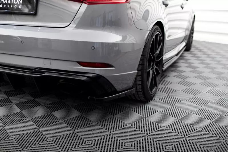 Maxton Design Heckdiffusor für Audi RS3 8V Sportback Facelift 2017- Hochglanz schwarz – Ansicht 2