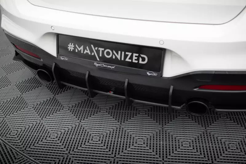 Maxton Design Street Pro Heckdiffusor V.3 für BMW M140i schwarz matt – Ansicht 2