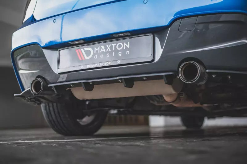 Maxton Design Street Pro Heckdiffusor für BMW M135i F20 Schwarz – Ansicht 3