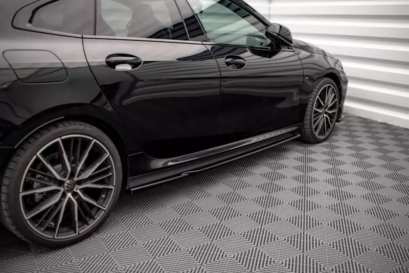 Maxton Design Seitenschweller (Paar) V.1 für BMW 2 Gran Coupe M-Paket F44 Hochglanz schwarz – Ansicht 1