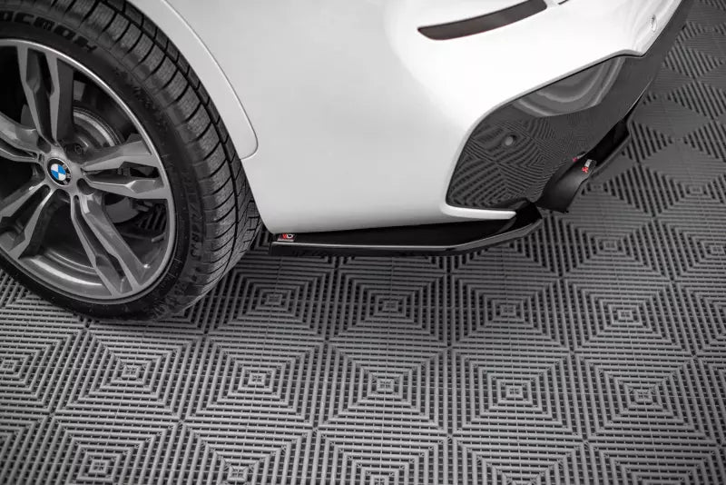 Maxton Design Diffusor Flaps für BMW X1 M-Paket F48 Hochglanz schwarz – Ansicht 3