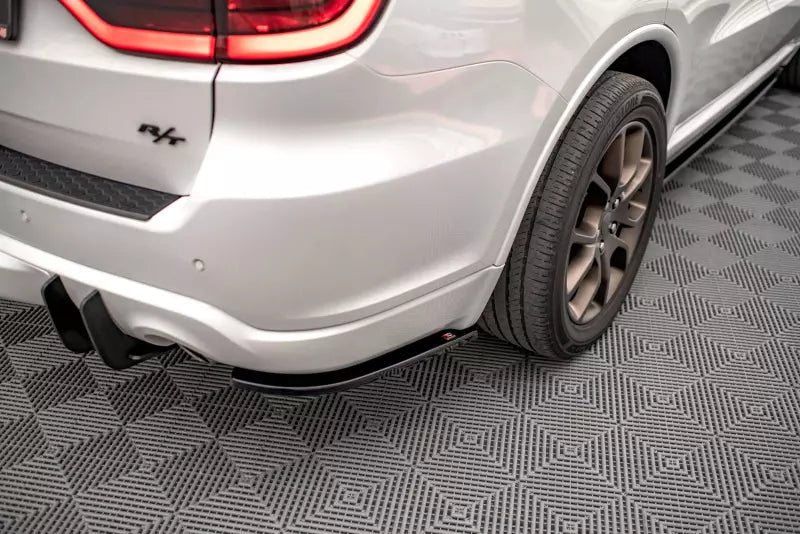 Maxton Design Diffusor Flaps für Dodge Durango RT Mk3 Hochglanz schwarz – Ansicht 1