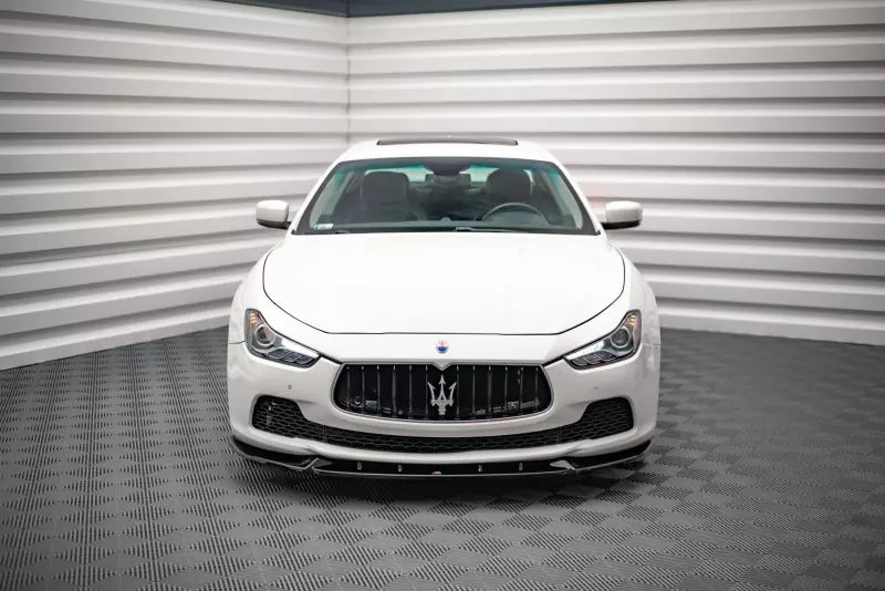 Maxton Design Frontlippe V.2 für Maserati Ghibli Hochglanz schwarz – Ansicht 1
